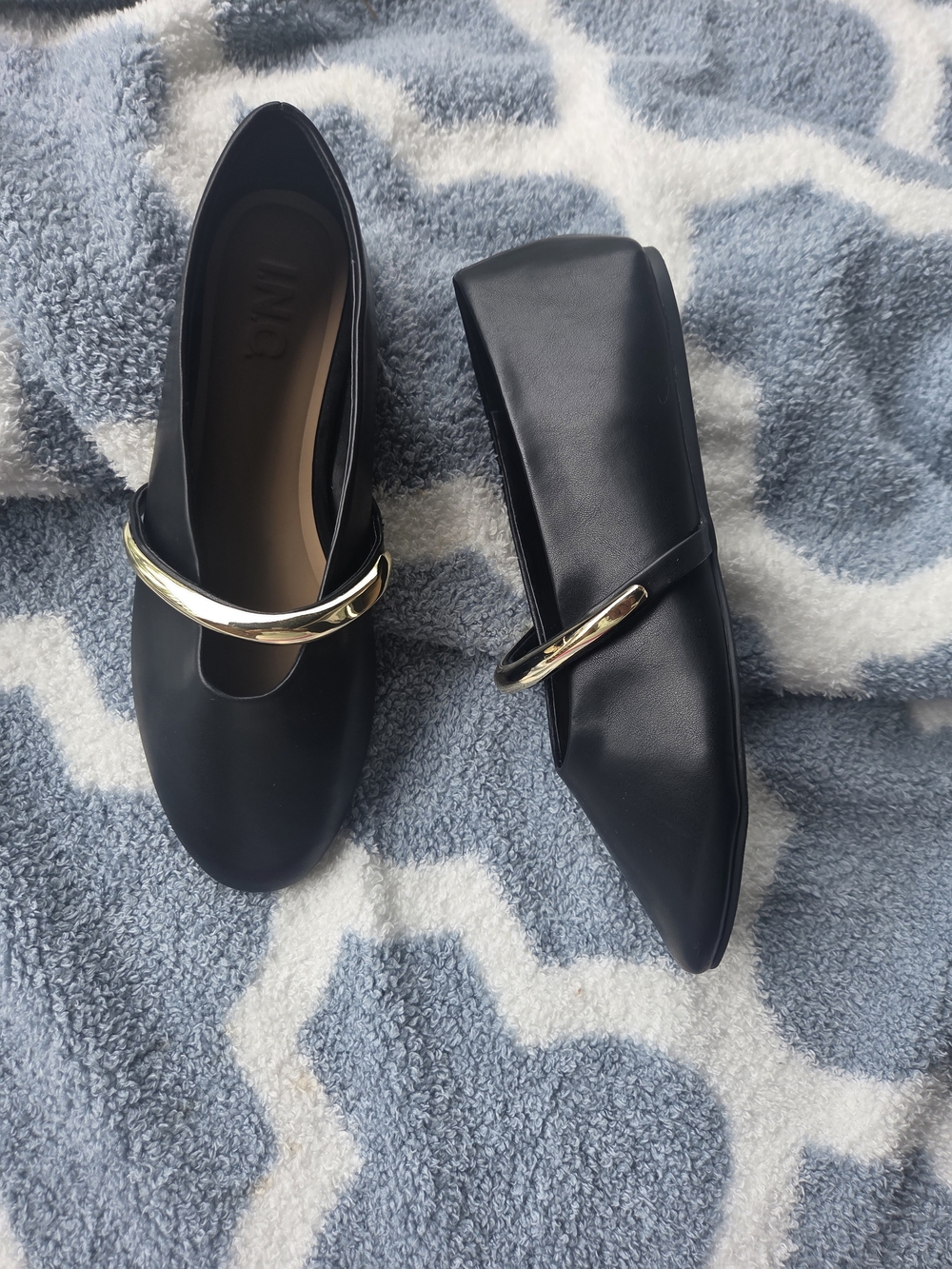 ✨ INC Black Mary‎ Jane Flats Gold Strap Size 7M